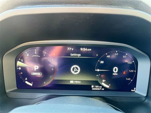 New 2025 Mitsubishi Outlander SE image 12