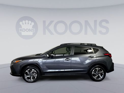 Used 2024 Subaru Crosstrek 2.0i Premium AWD/4WD image 2