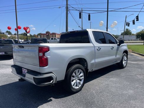 Used 2022 Chevrolet Silverado 1500 Custom RWD image 4
