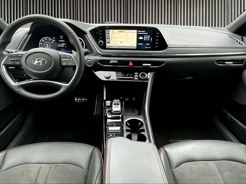 Used 2020 Hyundai Sonata SEL Plus w/ Tech Package image 16