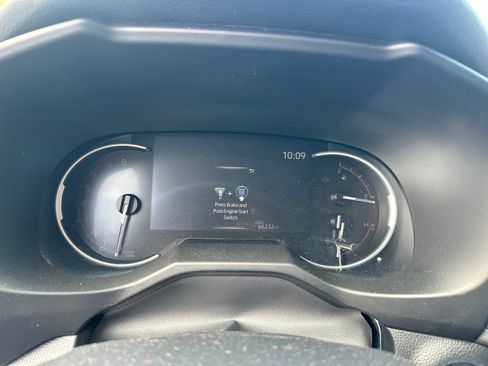 Certified 2023 Toyota RAV4 XLE w/ Convenience Package FWD image 10