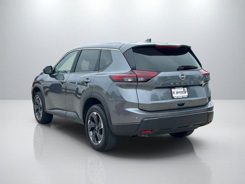 Used 2025 Nissan Rogue SV FWD image 7