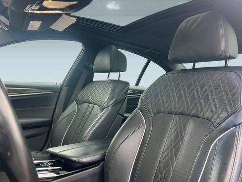 Certified 2023 BMW 540i w/ Premium Package RWD image 16