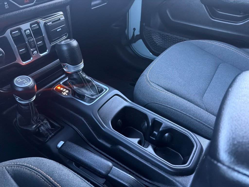 Used 2024 Jeep Wrangler Unlimited Sport AWD/4WD image 26