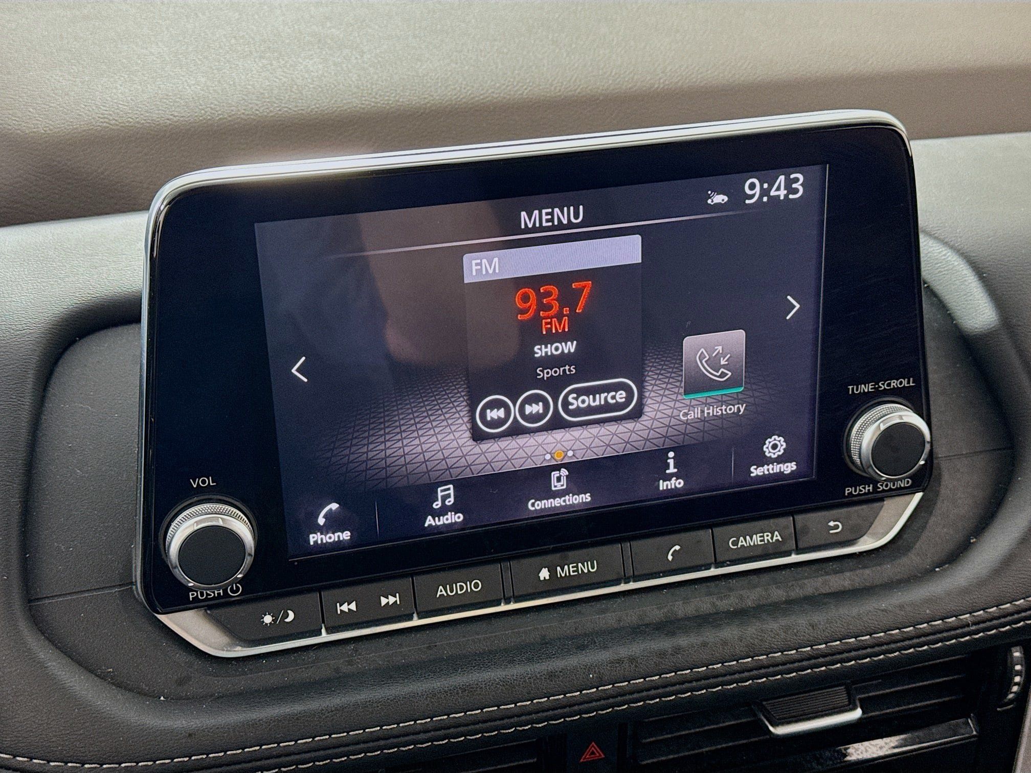 Used 2021 Nissan Rogue SV FWD image 16