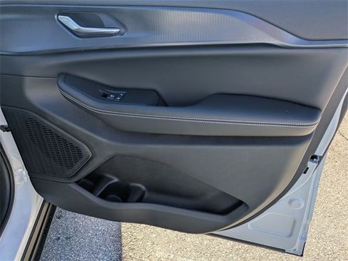 New 2026 Jeep Grand Cherokee Laredo X image 33