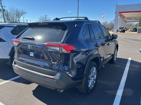Used 2024 Toyota RAV4 XLE Premium image 6