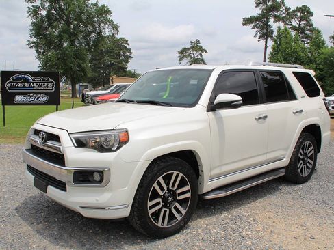 Used 2018 Toyota 4Runner Limited RWD image 4