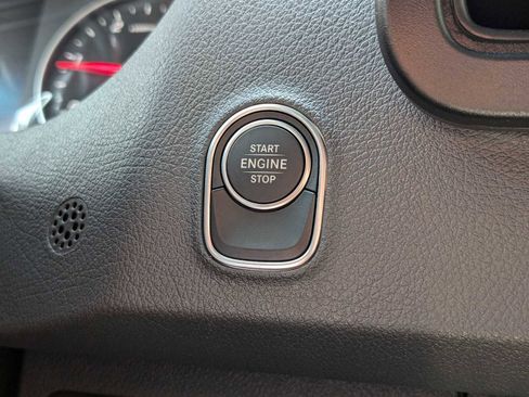 Used 2024 Mercedes-Benz Sprinter 2500 image 29