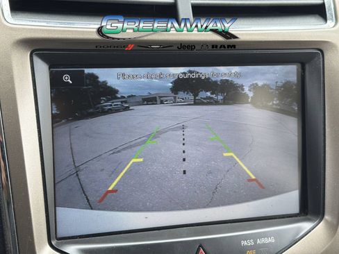 Used 2013 Lincoln MKX FWD image 18