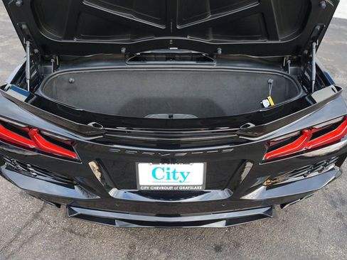 New 2025 Chevrolet Corvette E-Ray AWD/4WD image 32
