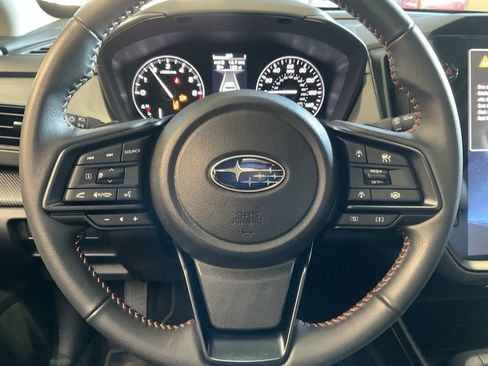 Used 2024 Subaru Crosstrek 2.5i Limited w/ Crosstrek Mirror Package image 12