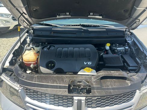 Used 2019 Dodge Journey GT AWD/4WD image 29