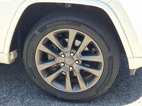 Used 2017 Jeep Grand Cherokee Limited 75th Anniversary AWD/4WD image 30