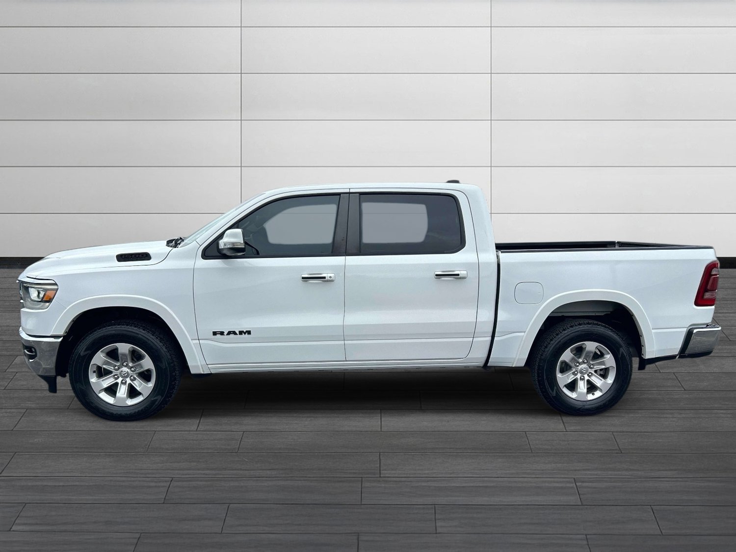 Used 2022 RAM 1500 Laramie AWD/4WD image 7