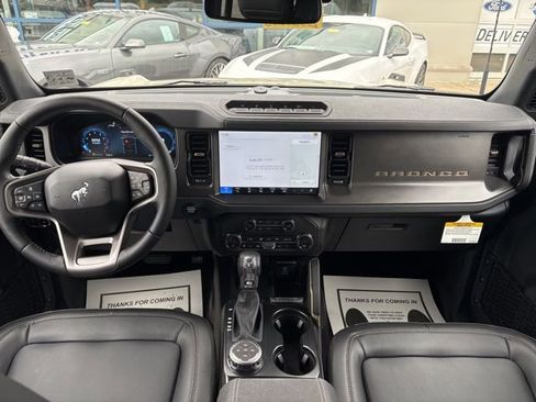 New 2025 Ford Bronco Badlands image 19