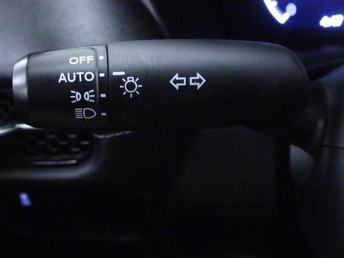 Used 2025 Honda HR-V EX-L image 18