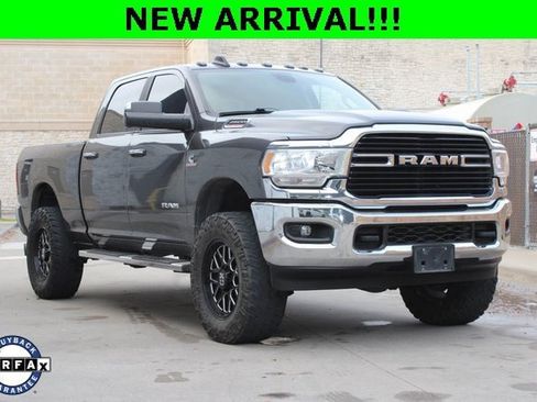 Used 2019 RAM 2500 Big Horn image 1