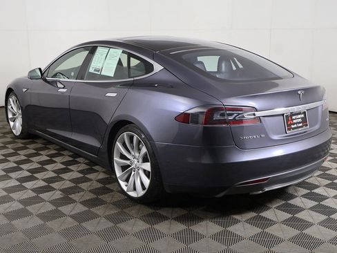 Used 2015 Tesla Model S 85D image 9