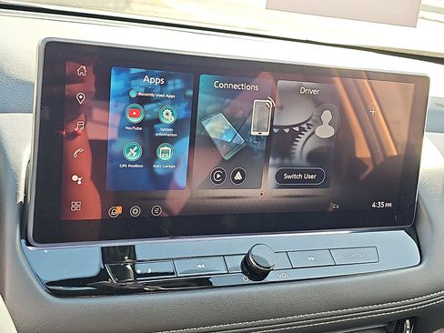 New 2026 Nissan Rogue Platinum image 18