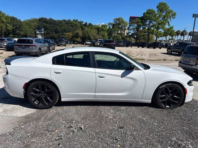 Used 2020 Dodge Charger SXT w/ Blacktop Package RWD image 18