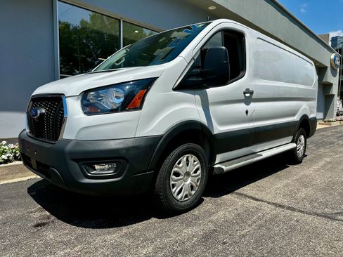Used 2024 Ford Transit 250 Low Roof w/ Exterior Upgrade Package RWD image 1