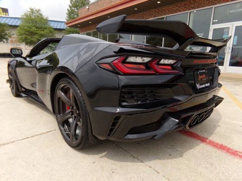 Used 2026 Chevrolet Corvette Z06 RWD image 10