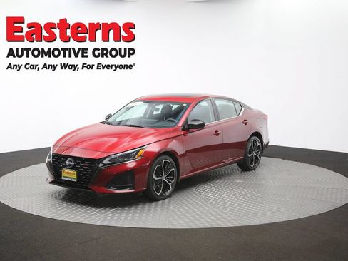 Used 2023 Nissan Altima 2.5 SR w/ SR Premium Package AWD/4WD image 56