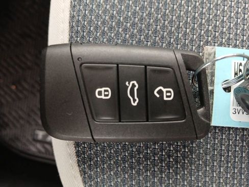 New 2026 Volkswagen Taos S image 27