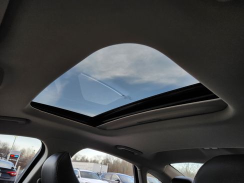 Used 2020 Ford Fusion Titanium image 16