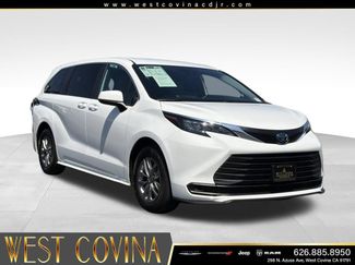 Used 2025 Toyota Sienna LE FWD 360° Tour