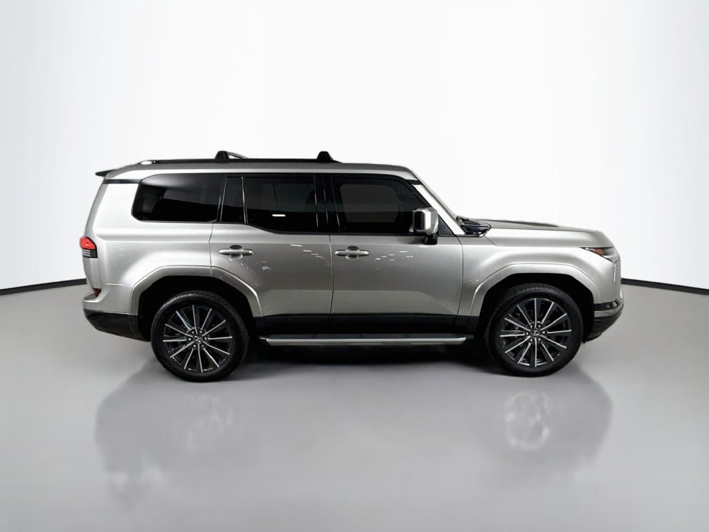 Certified 2024 Lexus GX 550 w/ Accessory Package (Z1) AWD/4WD image 4