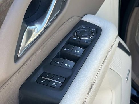 Used 2021 GMC Yukon XL Denali w/ Denali Premium Package image 27