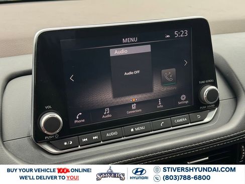 Used 2023 Nissan Rogue SV FWD image 31