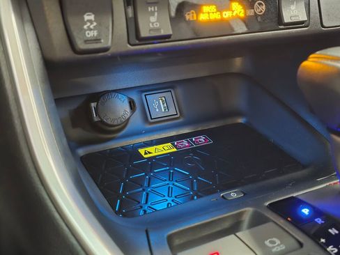 Used 2023 Toyota RAV4 XSE w/ Weather Package image 34