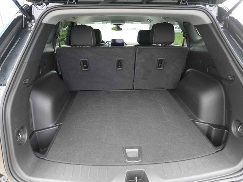 Used 2025 Chevrolet Blazer LT image 26