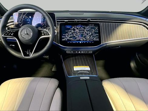 New 2027 Mercedes-Benz E 350 4MATIC Sedan image 7