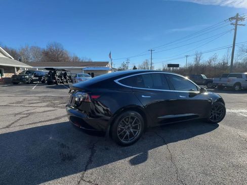 Used 2019 Tesla Model 3 Long Range image 9