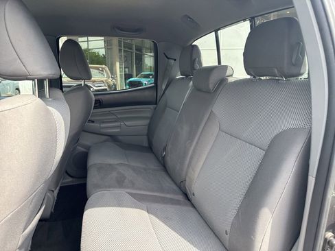 Used 2015 Toyota Tacoma 4x4 Double Cab w/ TRD Sport Package image 16