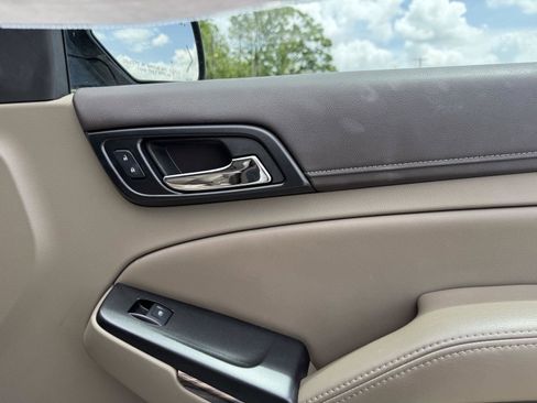 Used 2016 GMC Yukon XL SLT w/ Open Road Package image 30