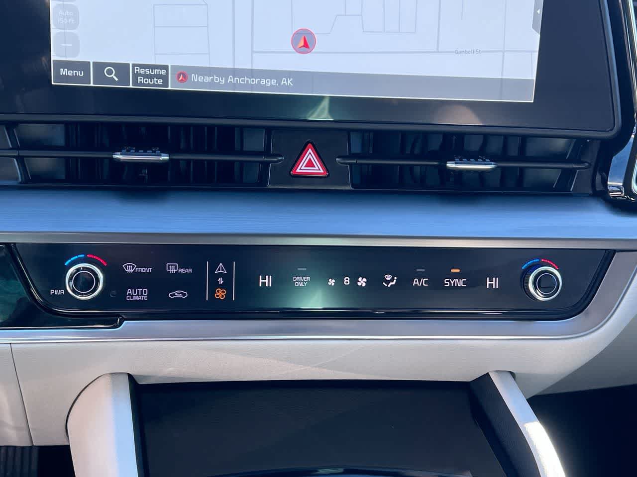 Certified 2025 Kia Sportage EX AWD/4WD image 19