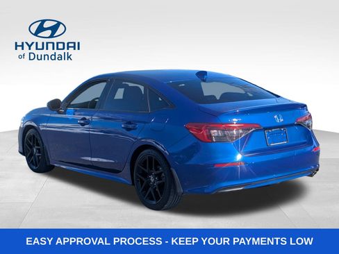 Used 2023 Honda Civic Sport image 3