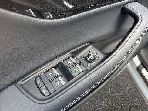 Certified 2025 Audi Q7 3.0T Premium Plus AWD/4WD image 19