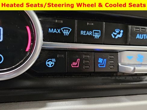 Used 2024 Ford Expedition Max Limited image 29