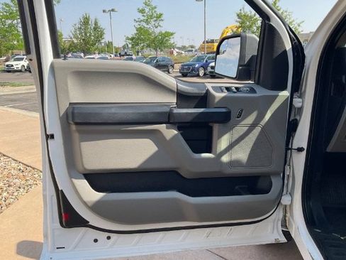 Used 2019 Ford F150 XL w/ Equipment Group 101A Mid AWD/4WD image 16