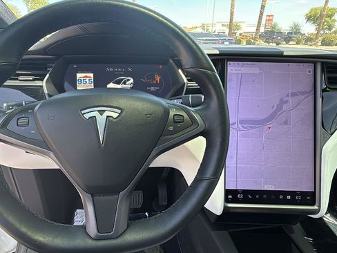 Used 2019 Tesla Model X Long Range AWD/4WD image 11