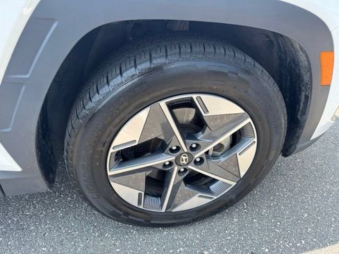 Used 2025 Hyundai Tucson SEL FWD image 12