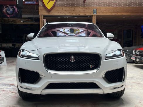 Used 2017 Jaguar F-PACE S AWD/4WD image 7