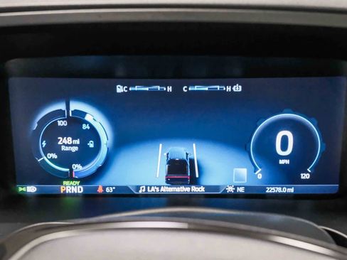 Used 2022 Ford F150 Lightning Platinum AWD/4WD image 29