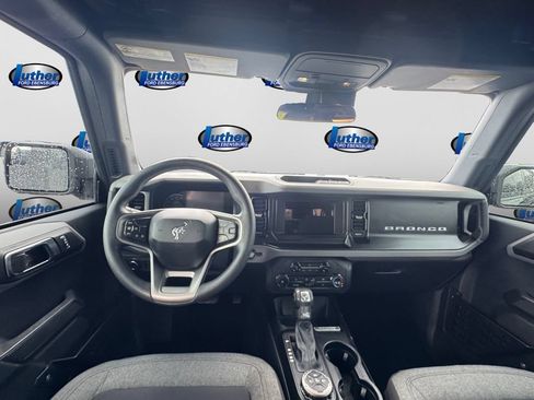 Used 2022 Ford Bronco 4-Door AWD/4WD image 12